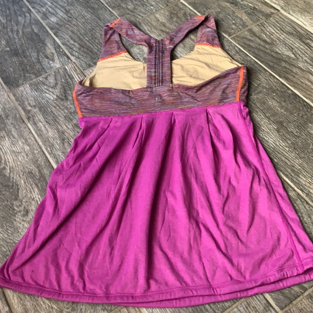 Lululemon - Picture 3 of 6